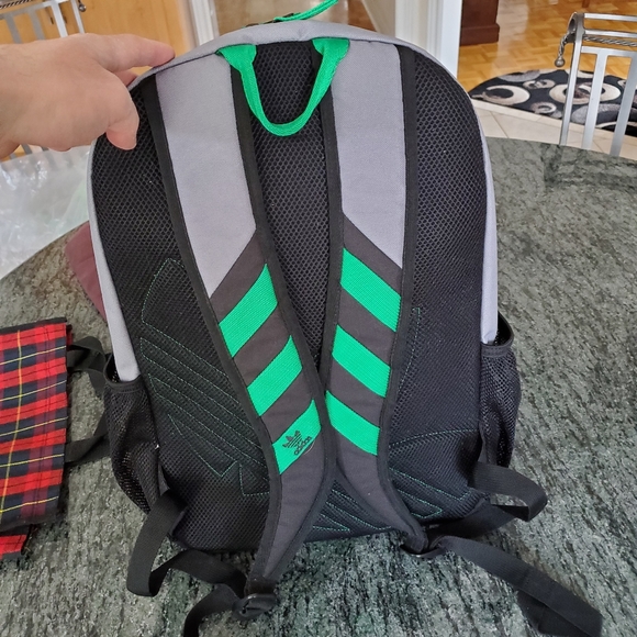 Brand new/unused Adidas black laptop bag - Picture 3 of 3